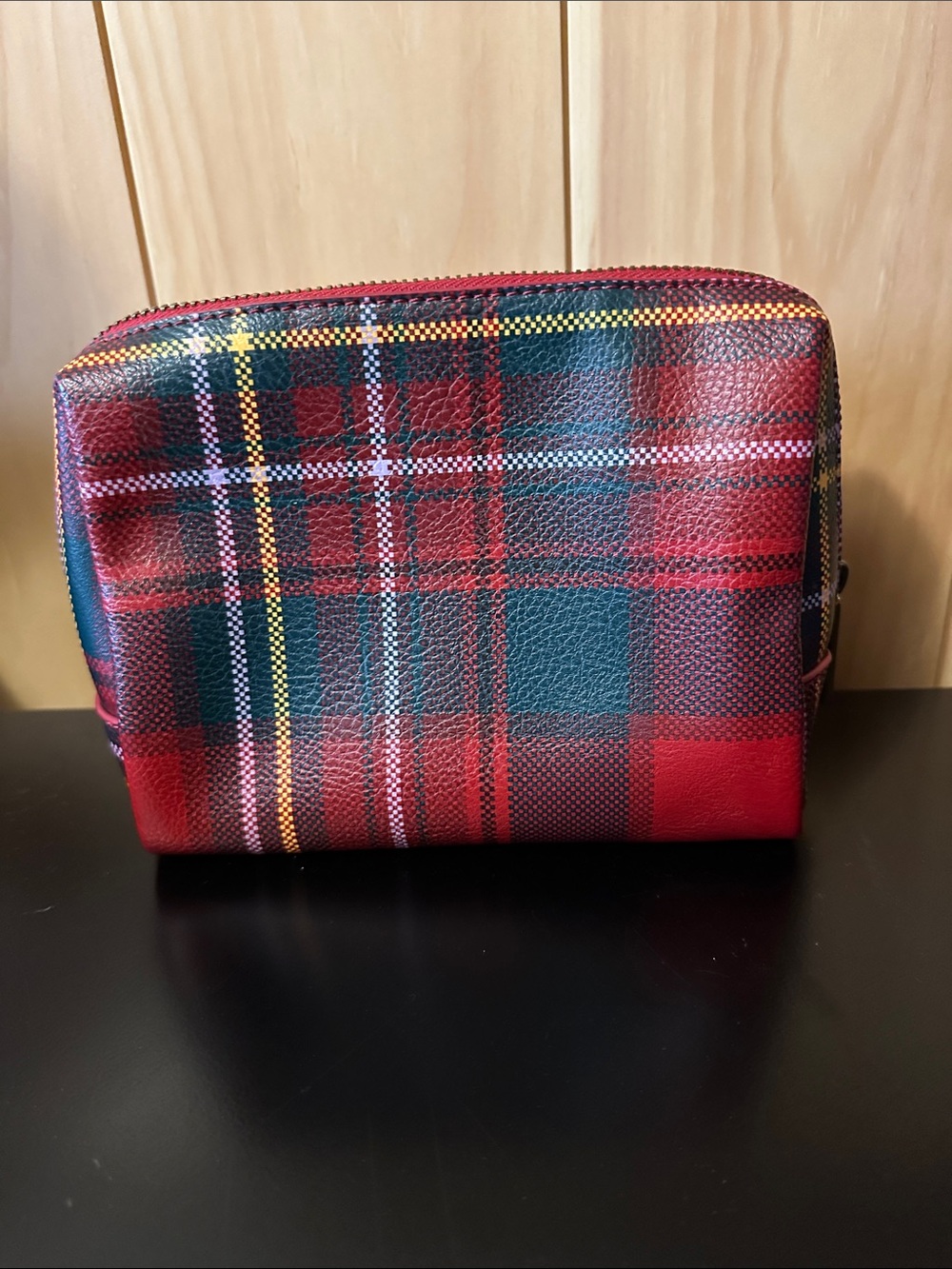 Fossil Plaid Red makeup/Toiletry Bag NWOT